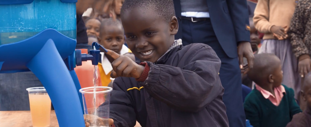 Africa Masai Mara Life Straw Clean Water