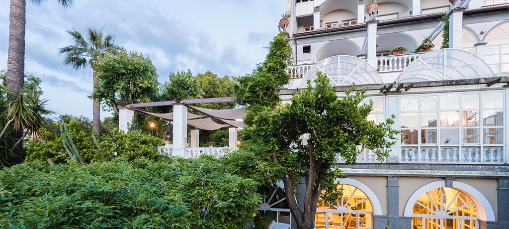 Europe Italy Sorrento Grand Hotel Cocumella exterior