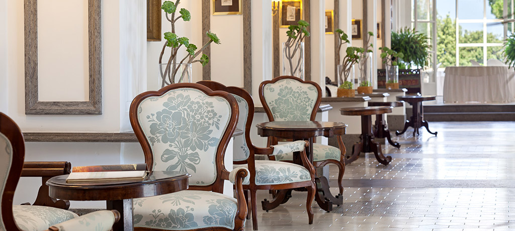 Europe Italy Sorrento Grand Hotel Cocumella lobby