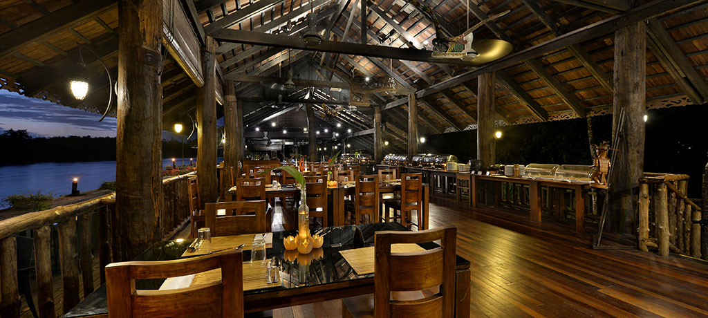 Borneo Sukau Rainforest Lodge restaurant 